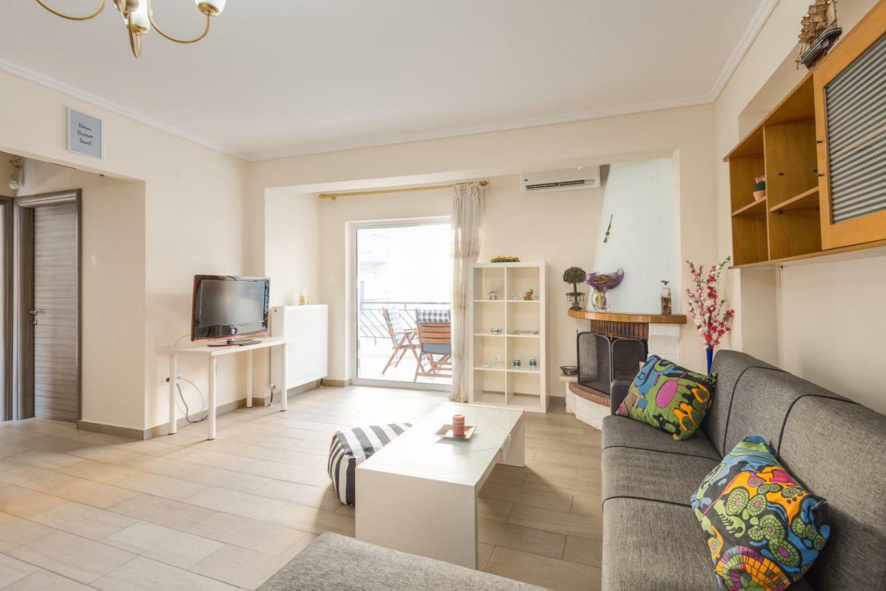 Big Modern Center Apartment, Balcony And Parking Apartment *